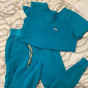 Turquoise Figs scrub set S/XS